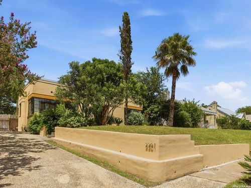 2201 W Mulberry Ave, San Antonio, TX, 78201-4819 | Card Image