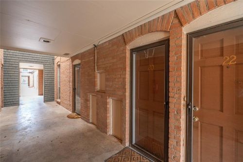 apt-20-6100 N Brookline Ave, Oklahoma City, OK, 73112-4338 | Card Image