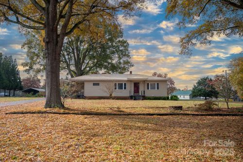 1545 Nc 153 Hwy, China Grove, NC, 28023-5516 | Card Image