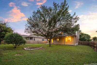 688 La Bahia Loop, House other with 3 bedrooms, 2 bathrooms and null parking in New Braunfels TX | Image 3