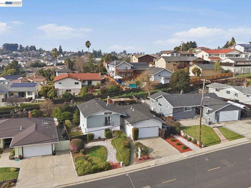 836 Hawthorne Dr, Rodeo, CA, 94572-1708 | Card Image