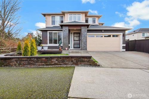 31524 11th Pl Sw, Federal Way, WA, 98023-4712 | Card Image