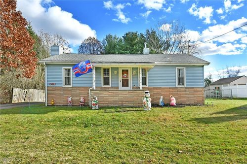 2928 W Liberty St, Girard, OH, 44420-3120 | Card Image