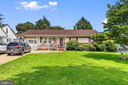 37 N Valley Ave, VINELAND, NJ, 08360-3915 | Card Image