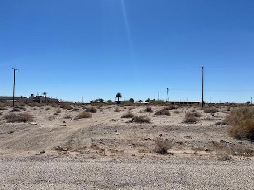 2590 Arrowhead Ave, Thermal, CA, 92274-6613 | Card Image