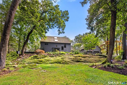 129 Davis Hill Rd, Weston, CT, 06883-2015 | Card Image