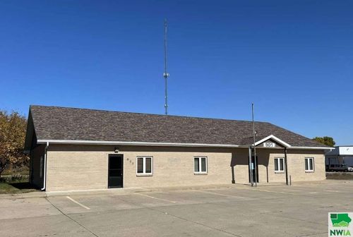 903-901-903 W 21st St, South Sioux City, NE, 68776-2664 | Card Image