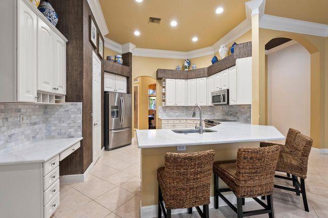 8107 Links Way, House other with 3 bedrooms, 3 bathrooms and null parking in Port St Lucie FL | Image 13