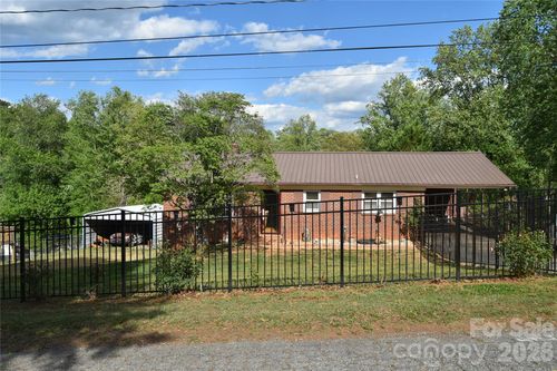 1082 Maple Street, Granite Falls, NC, 28630 | Card Image