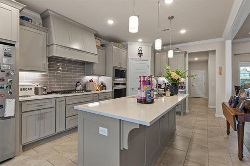 2100 Crandall Rd, Pea Ridge, AR, 72751 | Card Image