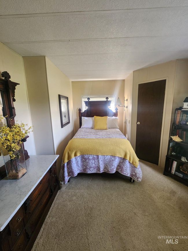 1005 E 00 S, House other with 3 bedrooms, 2 bathrooms and null parking in Declo ID | Image 36