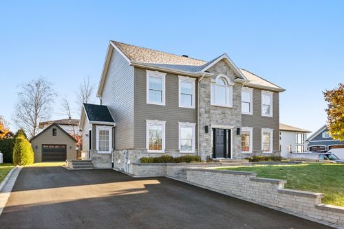 100 Rue Du Marais, Boischatel, QC, G0A1H0 | Card Image