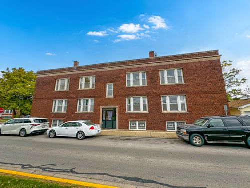 1900 Harvey Ave, Berwyn, IL, 60402-2088 | Card Image