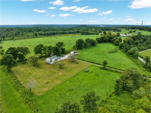 91 Wintechog Hill Rd, North Stonington, CT, 06359-1216 | Card Image