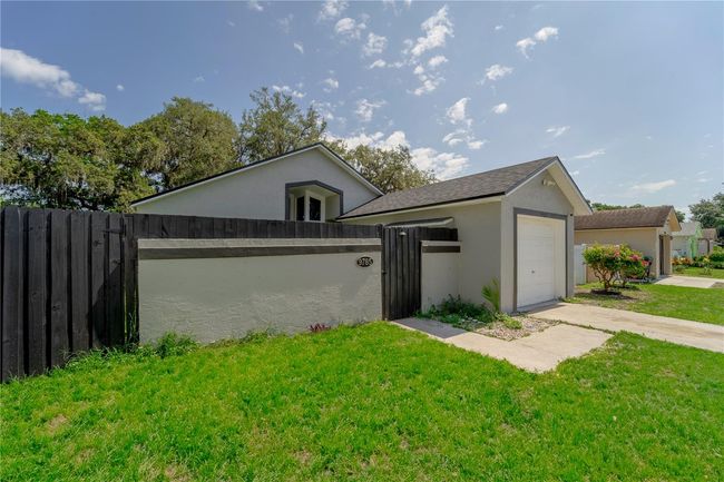 9785 Piney Point Cir, House other with 3 bedrooms, 2 bathrooms and null parking in Orlando FL | Image 4