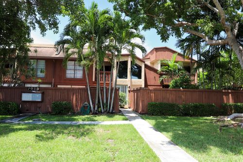 f31-7019 Sw 115th Pl, Miami, FL, 33173-1790 | Card Image