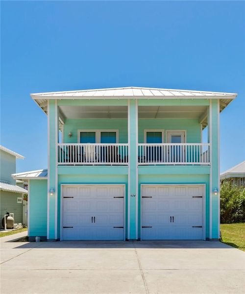 624 Banyan Beach Dr, Port Aransas, TX, 78373-5907 | Card Image