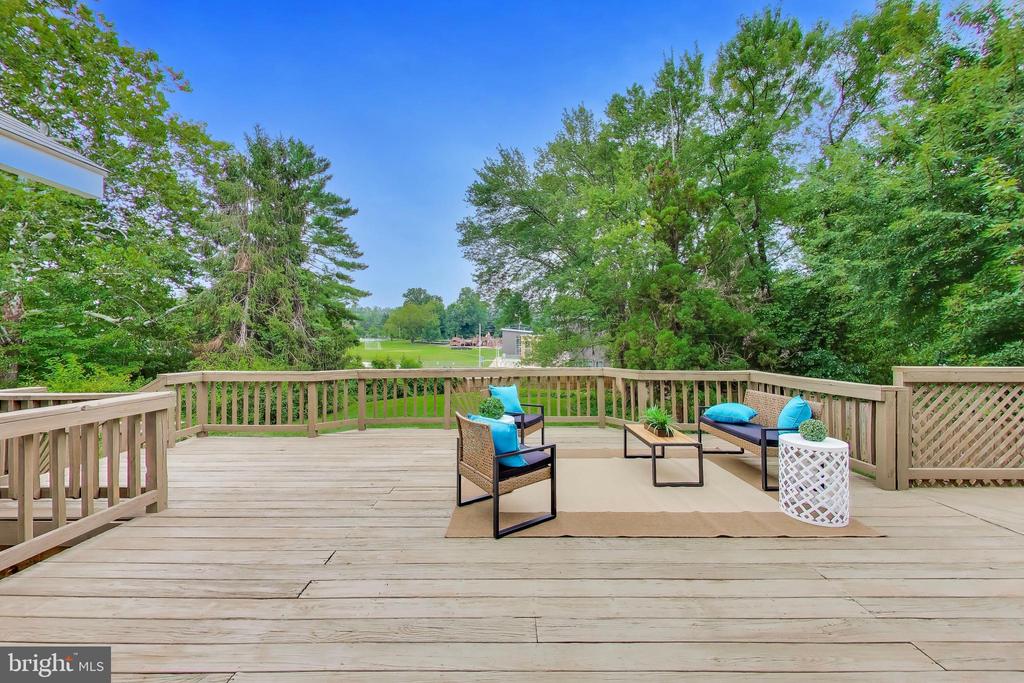 Residential in ANNANDALE 5