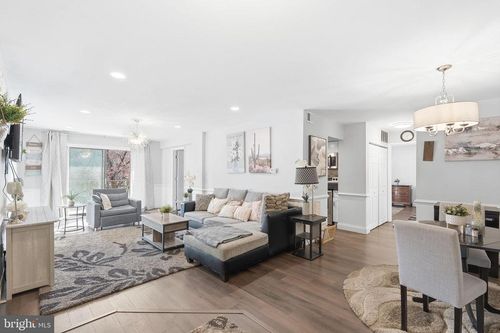 63-13205 Dairymaid Dr, GERMANTOWN, MD, 20874-2327 | Card Image