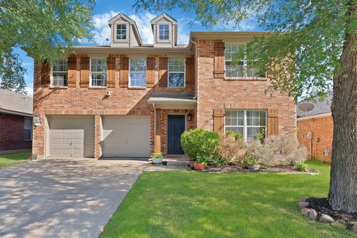 2827 Grandview Dr, Grand Prairie, TX, 75052-8527 | Card Image