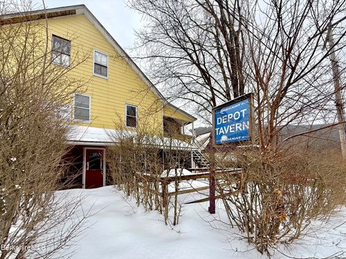 9 Depot St, Monroe, MA, 01350-9701 | Card Image