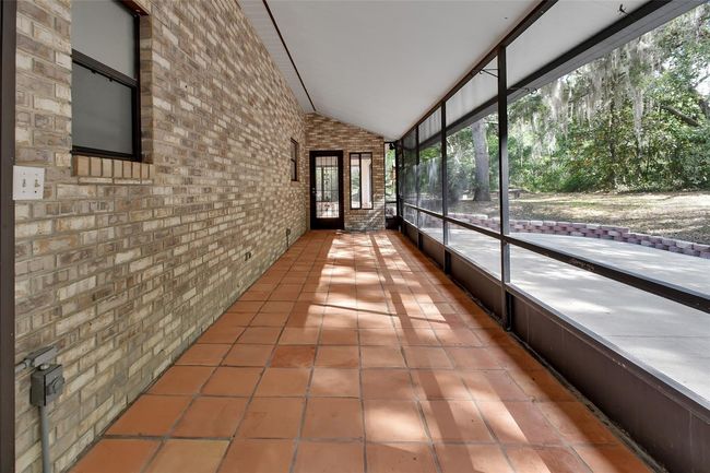 Screened Lanai | Image 29