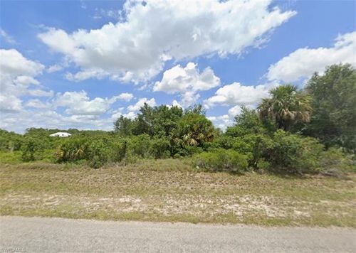 8007 Mangrove Cir, Labelle, FL, 33935-5482 | Card Image