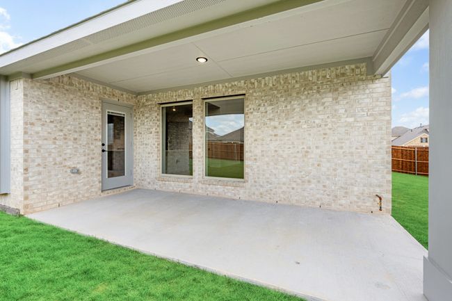 1233 Sylvia St, House other with 5 bedrooms, 5 bathrooms and null parking in Desoto TX | Image 37