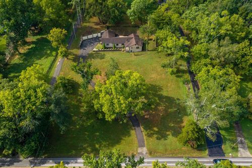 6309 Murray Ln, Brentwood, TN, 37027-6211 | Card Image