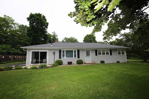 4735 Halbert Rd E, Battle Creek, MI, 49017-8406 | Card Image