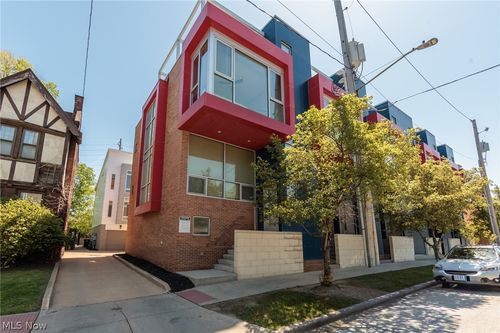 1671 E 118th St, Cleveland, OH, 44106-4339 | Card Image