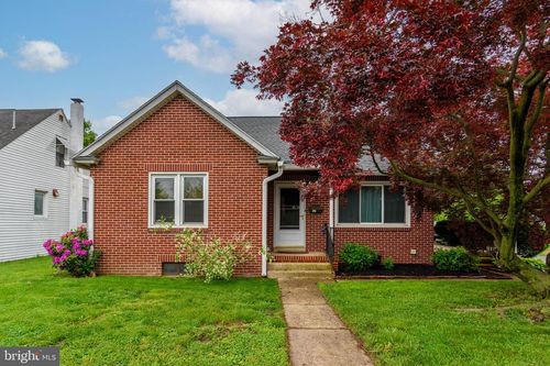 527 Eshelman St, HIGHSPIRE, PA, 17034-1531 | Card Image