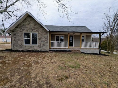 4229 Fuller Mill Rd N, Thomasville, NC, 27360-8308 | Card Image