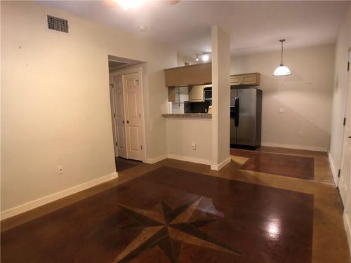 apt-111-2106 Cullen Ave, Austin, TX, 78757-2539 | Card Image
