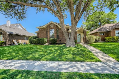 627 Meadowbrook St, Allen, TX, 75002-4731 | Card Image