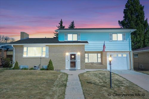 3240 Fir Dr, Cheyenne, WY, 82001 | Card Image