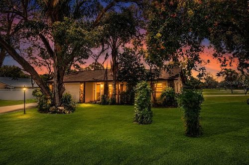 1042 Tryon Circle, Spring Hill, FL, 34606 | Card Image