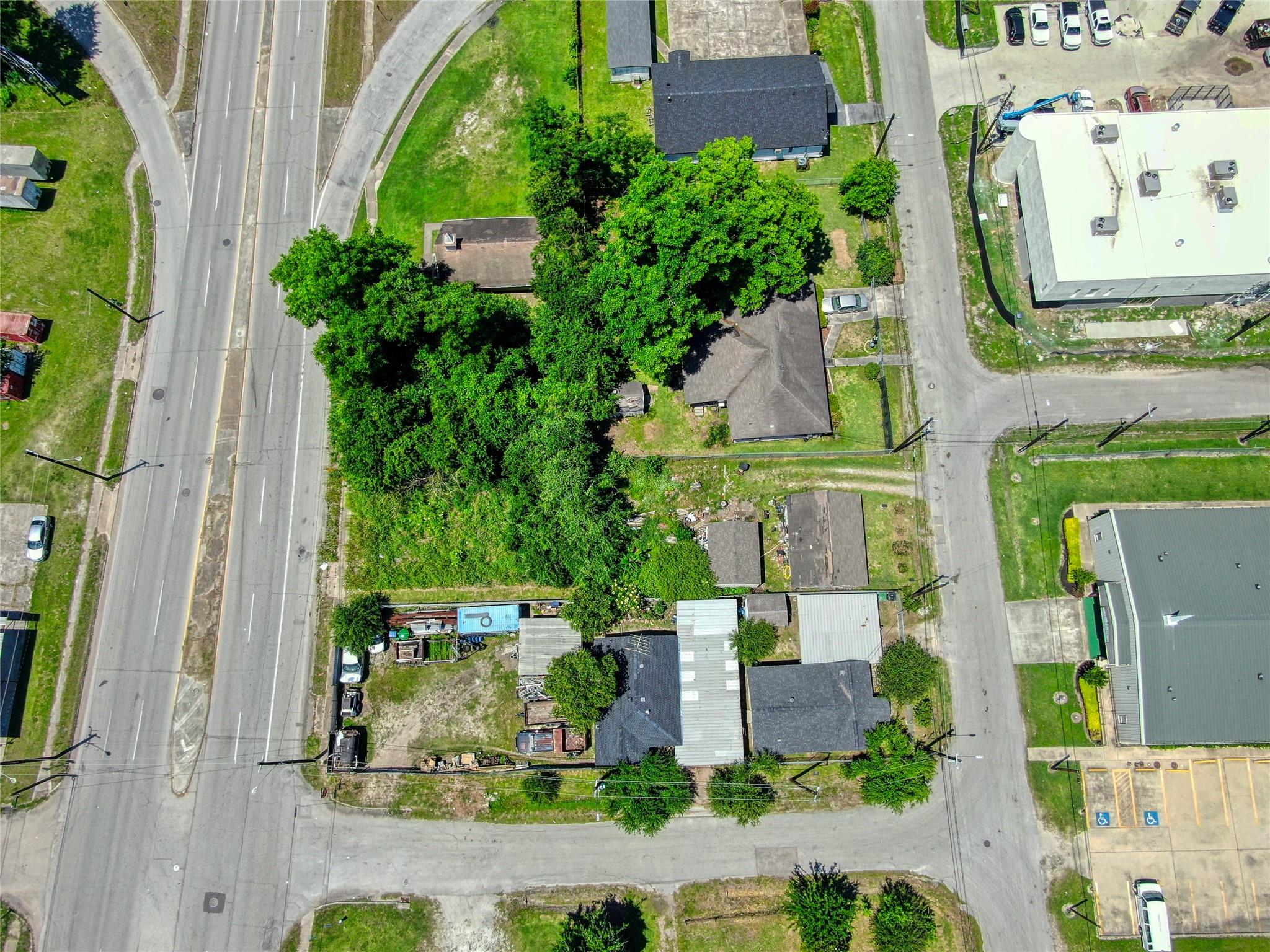 Land in Houston 3