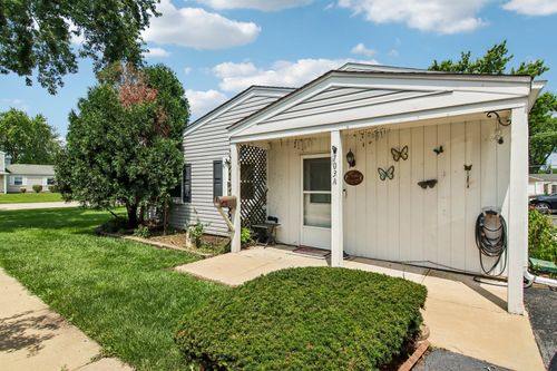 a-103 Daniel Ct, Bartlett, IL, 60103-7829 | Card Image