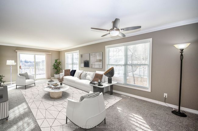 201 - 24 Ontario St, Condo with 3 bedrooms, 2 bathrooms and 1 parking in Bracebridge ON | Image 4