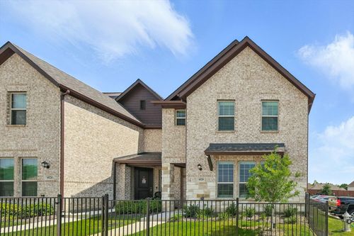 6020 Bursey Rd, Watauga, TX, 76148-1101 | Card Image