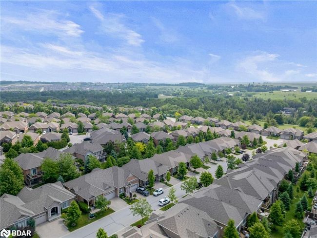 17 Hillcrest Dr, House other with 3 bedrooms, 3 bathrooms and 3 parking in Alliston ON | Image 36