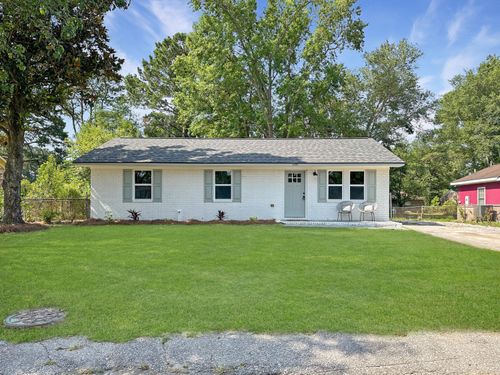 106 Fripp Ln, Summerville, SC, 29483-6210 | Card Image
