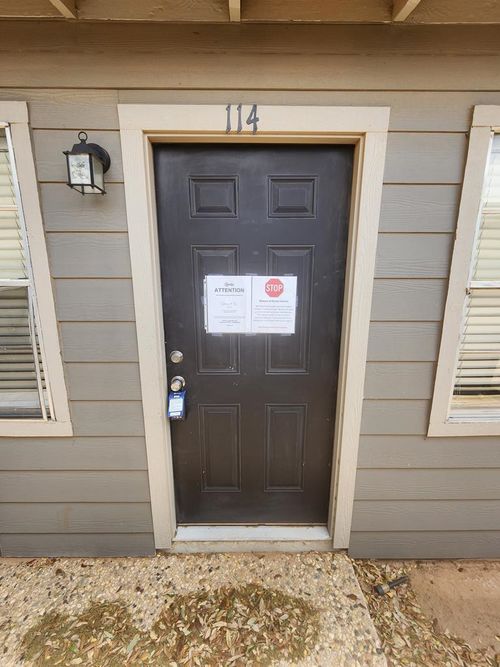 114-2910 W Michigan Ave, Midland, TX, 79701-6227 | Card Image