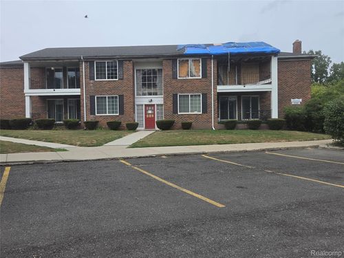 apt-202-25361 Shiawassee Circle, Southfield, MI, 48033 | Card Image