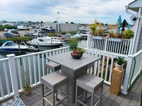 54 Ocean Watch Ct, Freeport, NY, 11520-5742 | Card Image