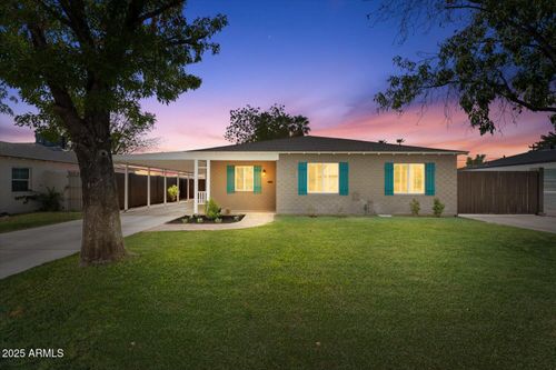3318 N 17th Dr, Phoenix, AZ, 85015-5809 | Card Image