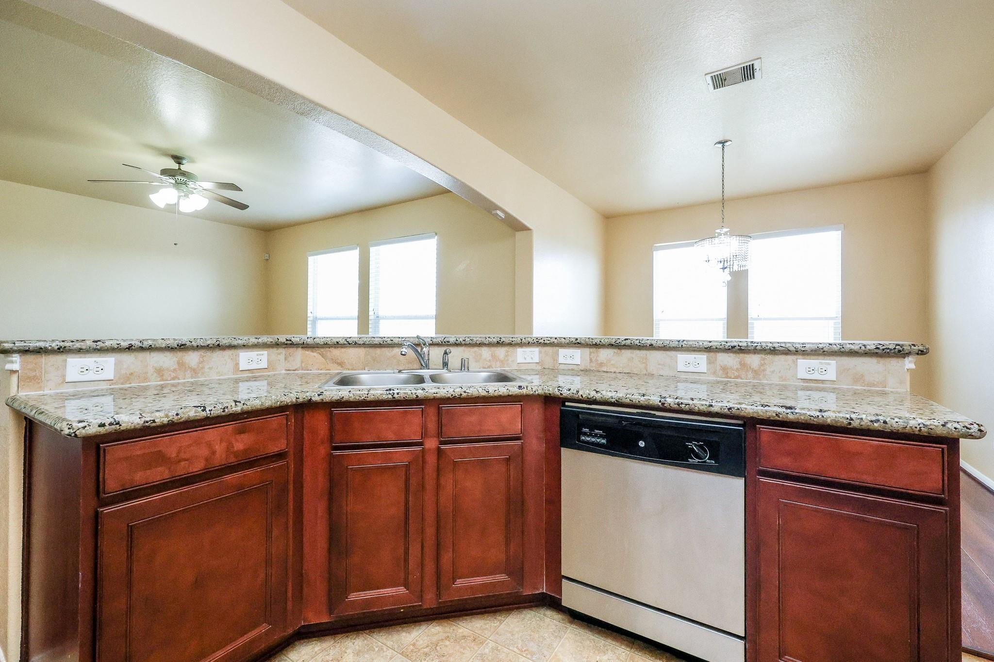 Residential Lease in Richmond 5
