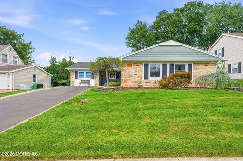 53 Ivy Way, Aberdeen, NJ, 07747-1753 | Card Image