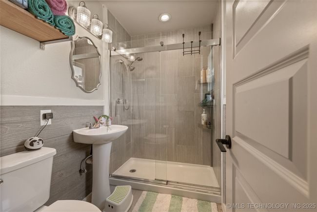 25979 E 58 Th St S, House other with 4 bedrooms, 4 bathrooms and null parking in Broken Arrow OK | Image 35